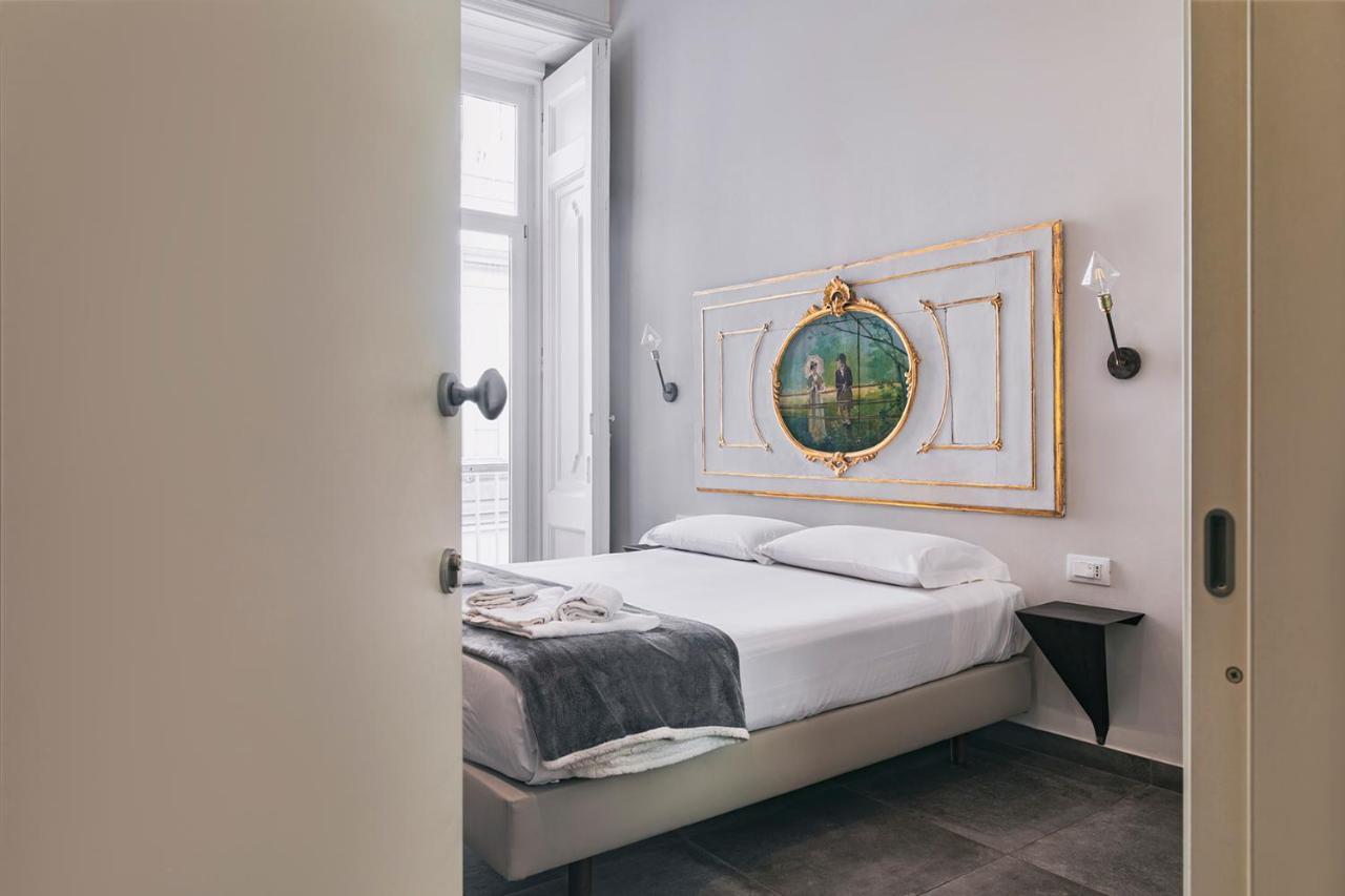 La Smorfia Hotel Наполи Екстериор снимка